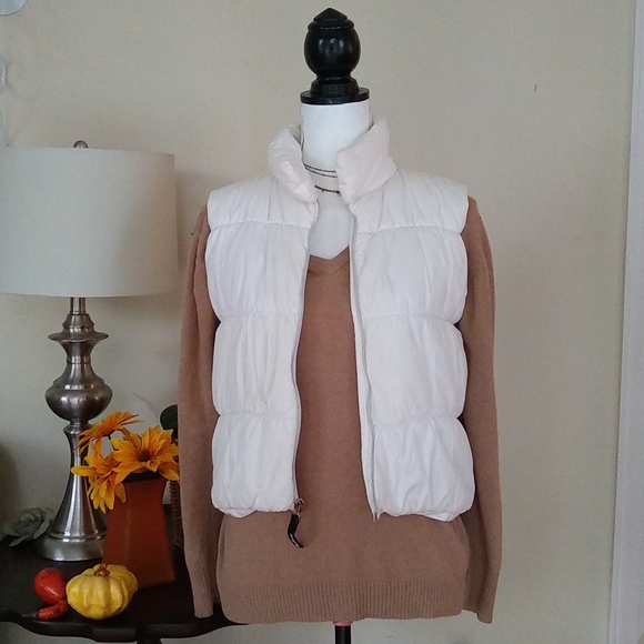 Bebe BBSP Puffer Vest - Picture 3 of 13